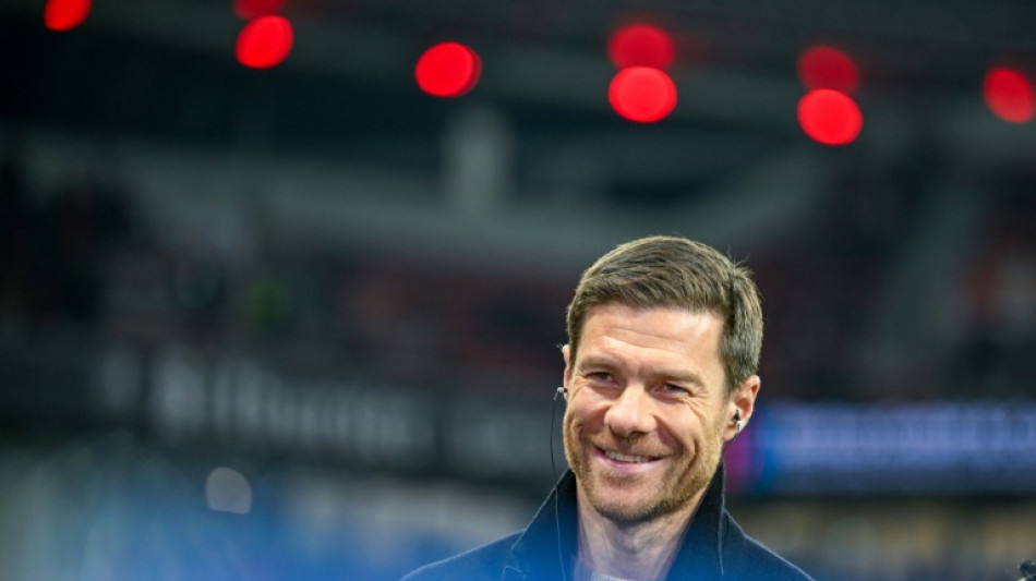 Un estafador en Tailandia se hace pasar por Xabi Alonso y pide dinero para ir a Liverpool