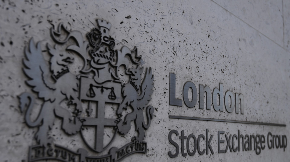 Borsa: l'Europa conclude positiva, Londra +0,3%