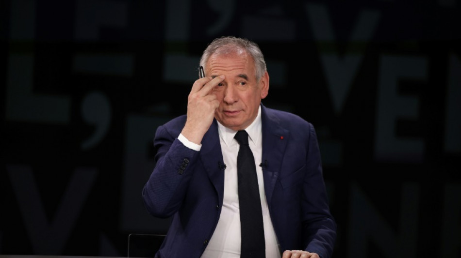 Bayrou vante un gouvernement "d'expérience", avec le retour de Borne, Valls et Darmanin