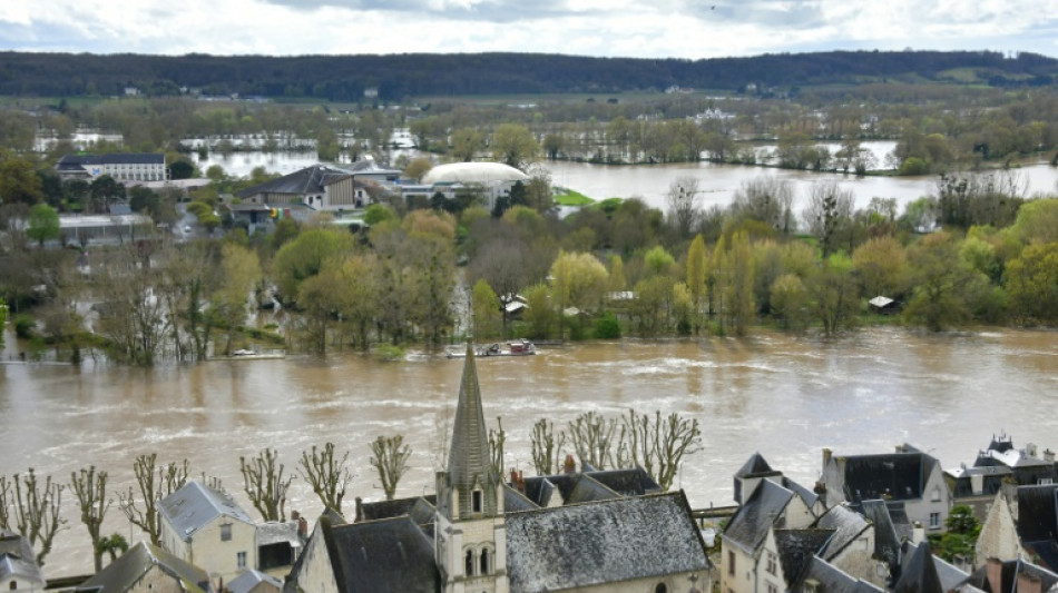 Crues: à Chinon, la Vienne enfin en décrue