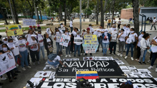 Familiares de detidos em protestos na Venezuela cobram celeridade na revisão de casos