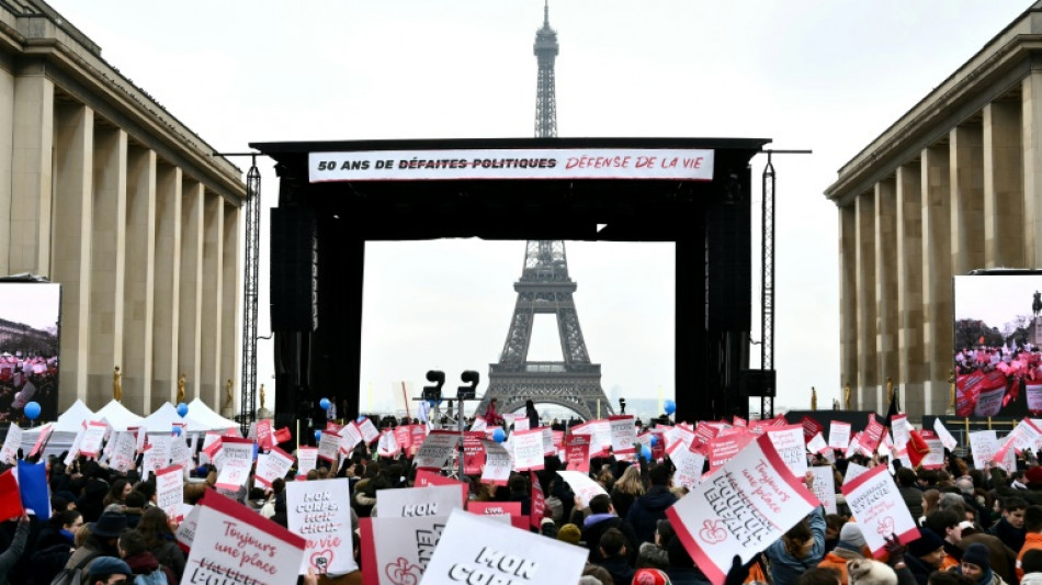 50 ans après la loi Veil, les anti-IVG "marchent pour la vie"