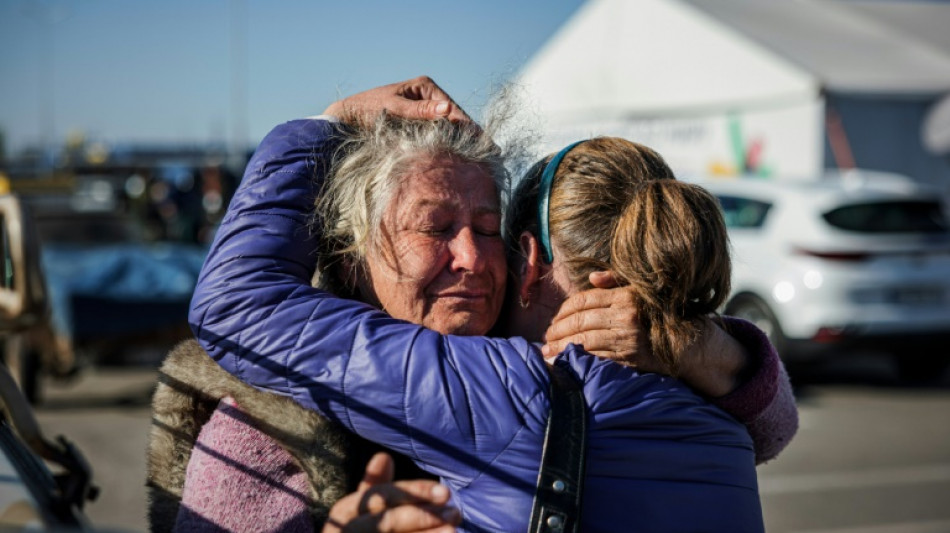 Civilians leave steelworks as Ukraine braces for renewed offensive