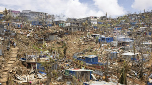 Cyclone à Mayotte: le bilan s'alourdit à 39 morts et plus de 4.000 blessés