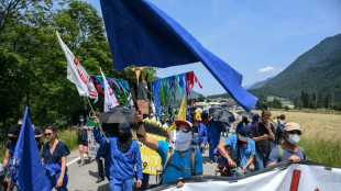 Manifestation contre le Lyon-Turin: les manifestants se replient, l'autoroute A43 brièvement occupée