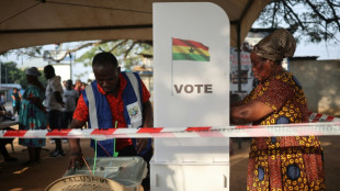 Präsidentschafts- und Parlamentswahlen in Ghana abgehalten