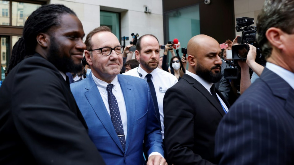 Accusé d'agressions sexuelles, Kevin Spacey attendu devant la justice à Londres