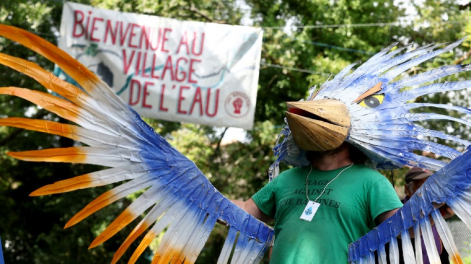 Ouverture du "Village de l'eau", épicentre de la lutte contre les "bassines"