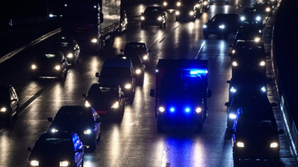 Polizist in Nordrhein-Westfalen gibt mehrere Schüsse auf flüchtendes Auto ab