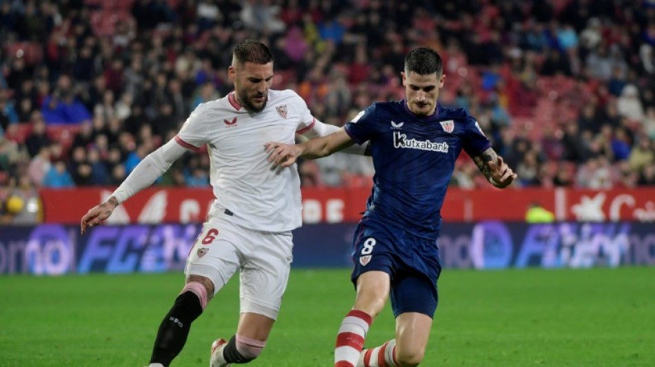 Tres hinchas sevillistas mueren en accidente cuando iban al partido de Copa contra el Atlético