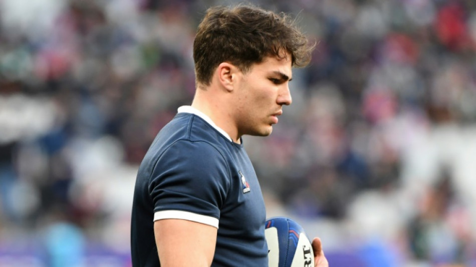 XV de France: entraînement écourté pour Dupont