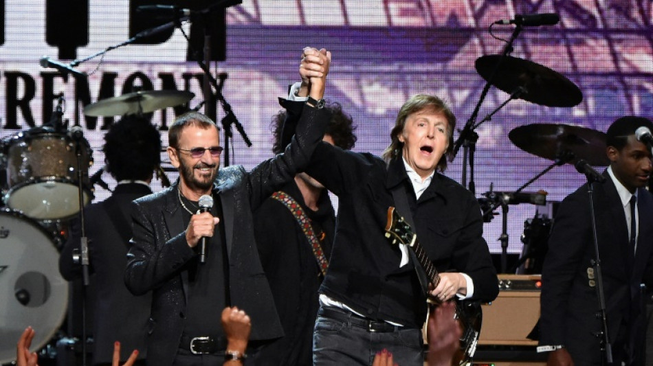 Paul McCartney encerra turnê com Ringo Starr em Londres