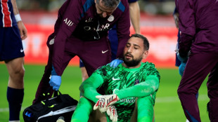 Líder PSG vence Monaco (4-2) e dispara na Ligue 1; Donnarumma sofre pisão no rosto