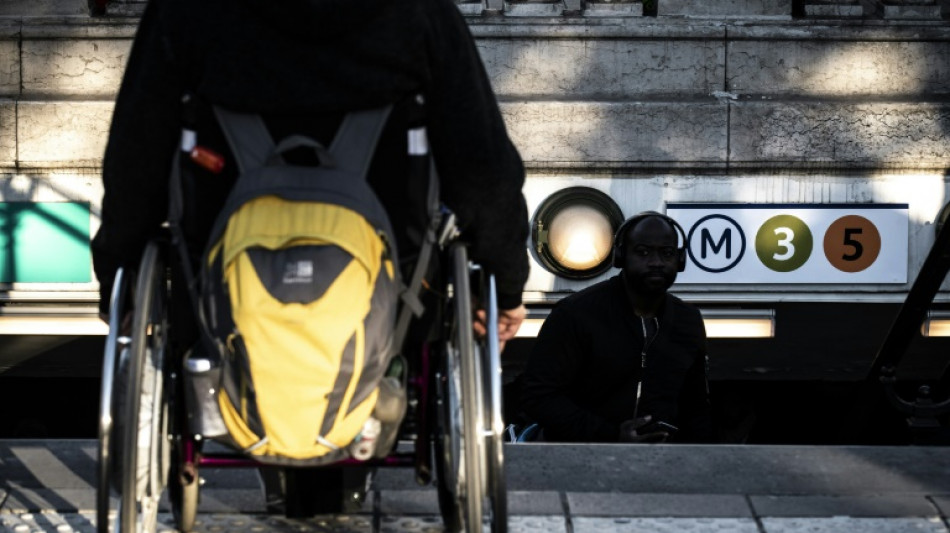 Paris metro 'impossible' for disabled, transport boss admits