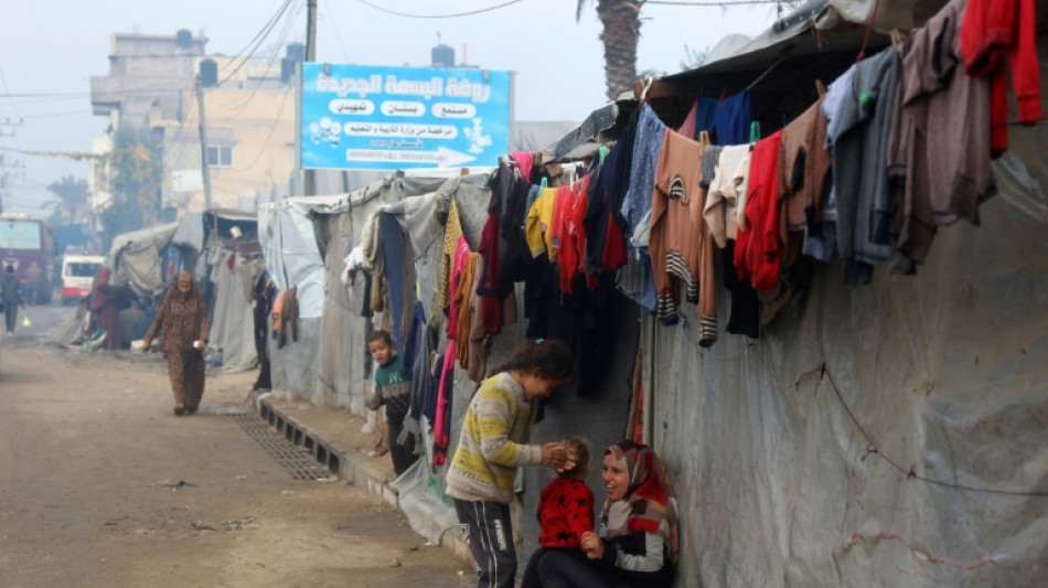 Displaced Gazans awaiting truce so they can go home