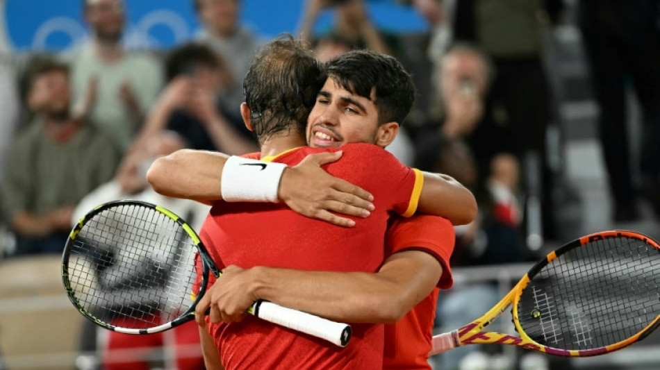 Nadal y Alcaraz debutan con victoria y China se cuelga el primer oro