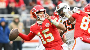 Chiefs star Mahomes set to face Texans after injury scare