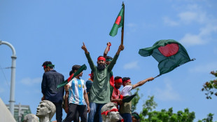 Bangladesh: les protestataires marchent sur la capitale au lendemain d'une journée sanglante