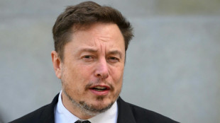 Musk considera impor taxa mensal a usuários da rede social X 