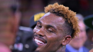 Boxe: Charlo bat Castano et unifie les titres en super-welters, une première