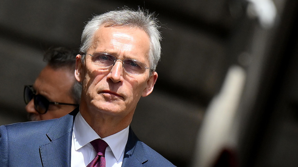 Stoltenberg all'ANSA, 'Kiev non ci ha chiesto truppe Nato'