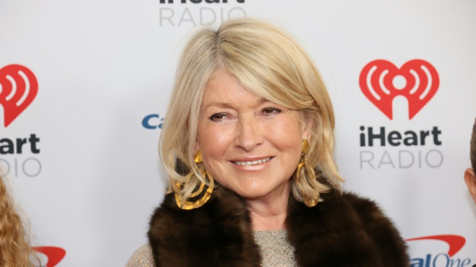 Martha Stewart es portada en bañador de Sports Illustrated a sus 81 años