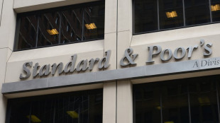 S&P rebaja la nota de la deuda de Ucrania, que queda en "default selectivo"