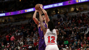 NBA: Booker étincelle, les Suns brillent de plus belle à Chicago