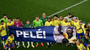 Pele health 'improving progressively': hospital