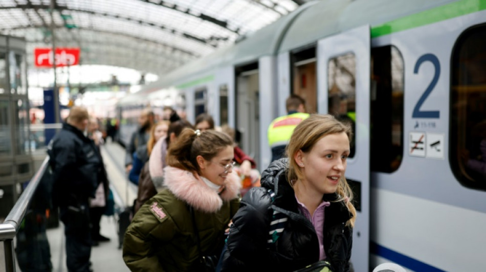 Zahl der Kriegsflüchtlinge steigt auf über 225.000