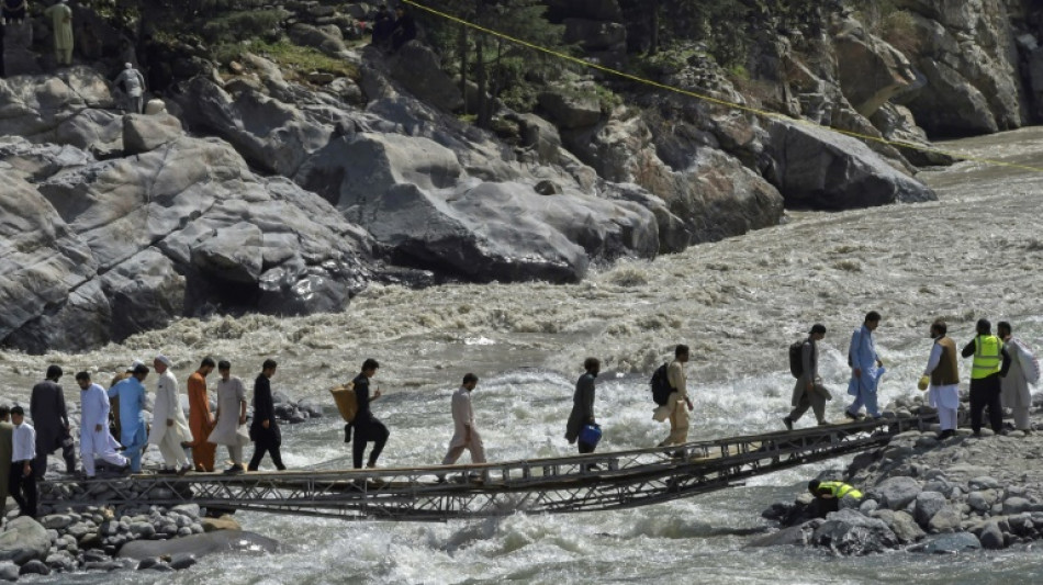 'Heavenly' Pakistan mountain town becomes site of ruin